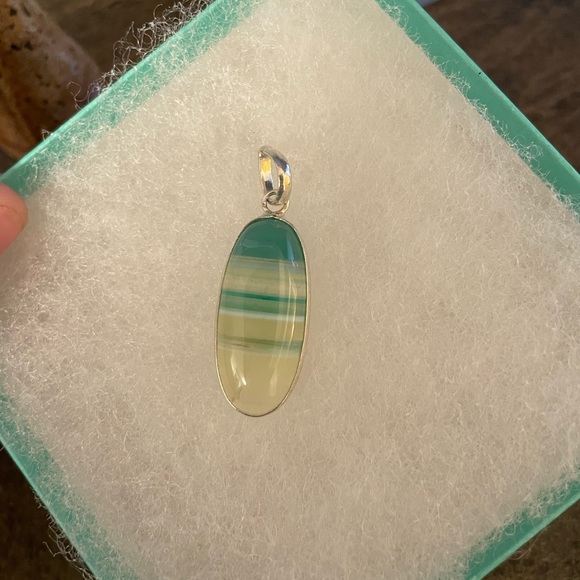 Genuine Green Striped Agate 925 Sterling Silver Pendant 🤍💚 - Picture 3 of 3